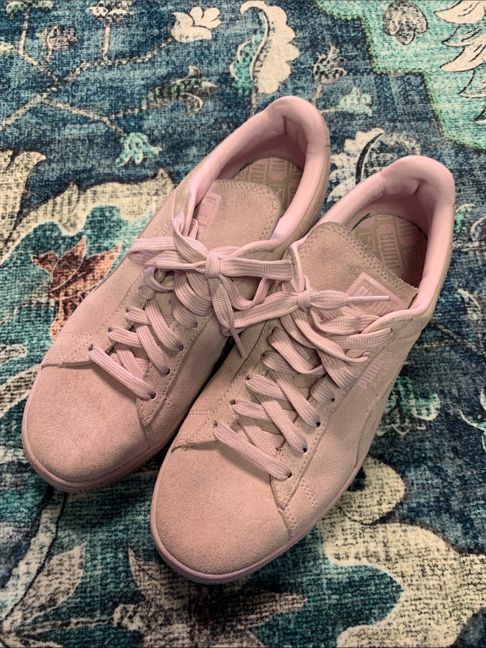 Pumas light lavender pink shoes skater 8.5 suede grunge